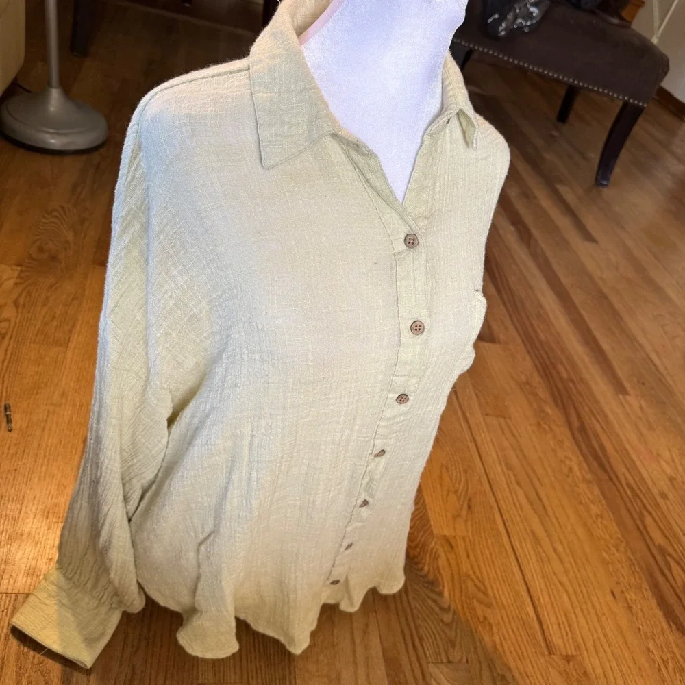 Free People We The Free Pale Green Gauze‎ Button Down Shirt Small S Oversized